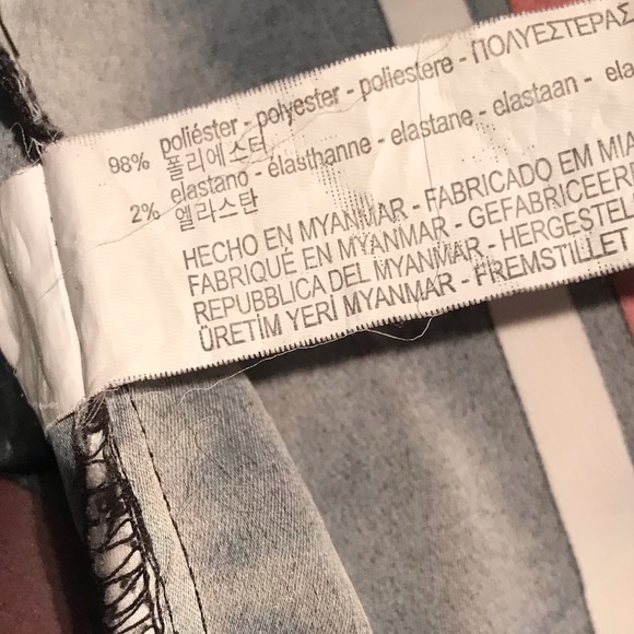 📦5/$50 Zara Striped Slightly Wide Leg Cropped Pants in Black Red Beige XS - Picture 14 of 14